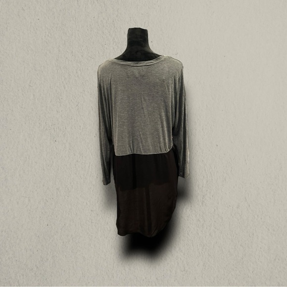 VINCE CAMUTO - Picture 3 of 5